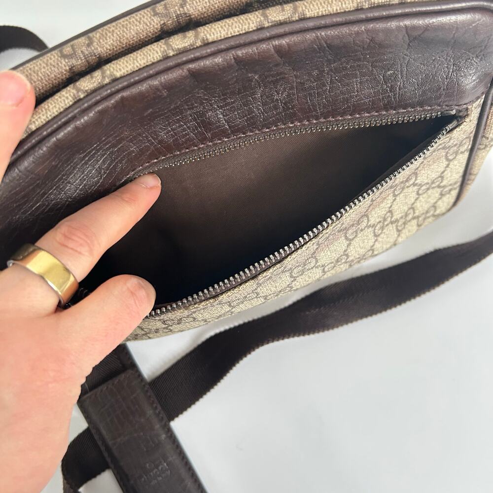 Gucci Vintage GG Supreme Sling Bag Brown - Picture 8 of 11